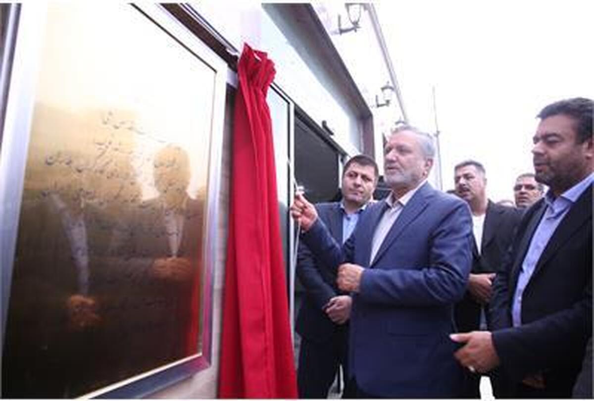 استخر مجموعه ورزشی کارگران بهاران سنندج افتتاح شد