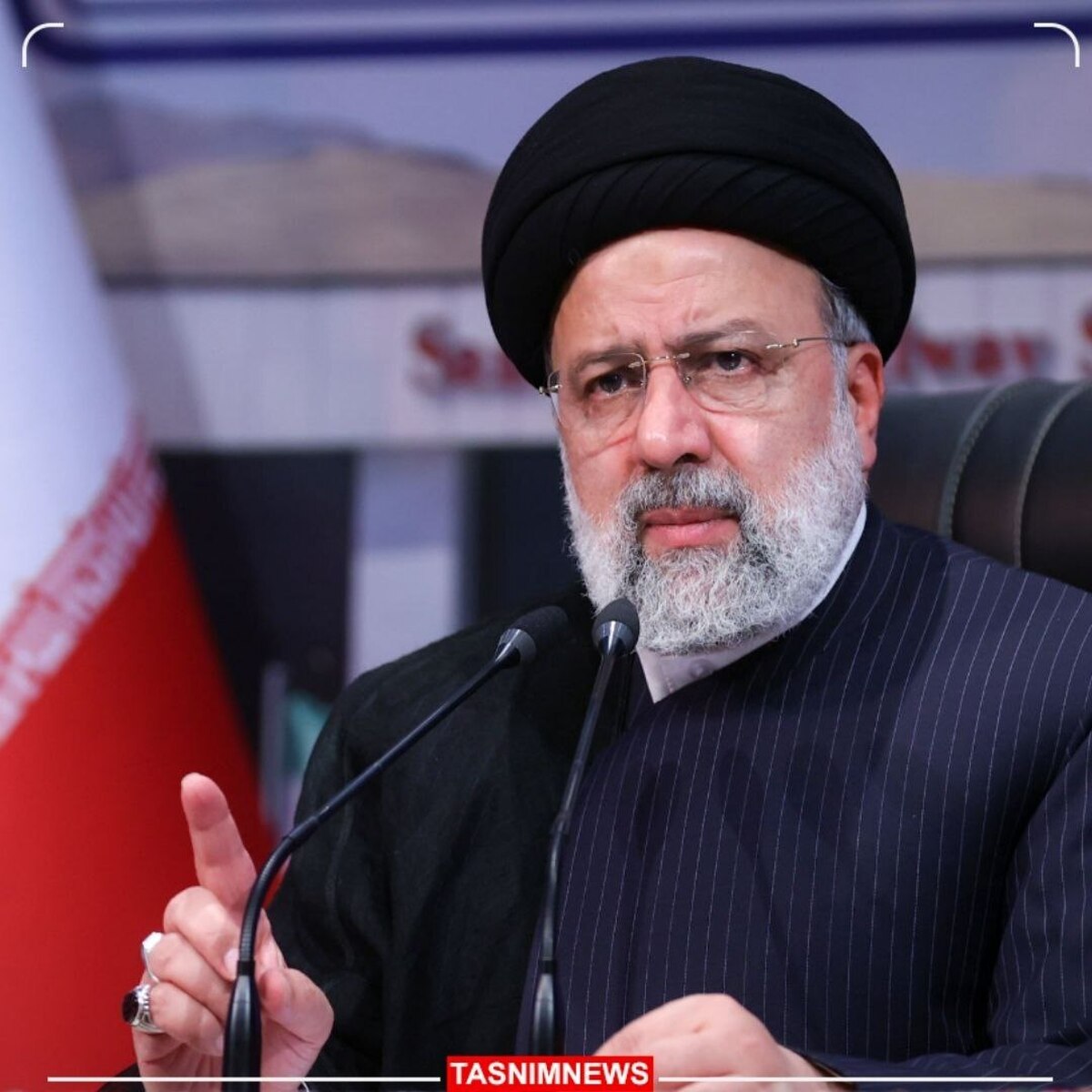 رئیسی: فعالیت فعلی کولبران را قبول نداریم