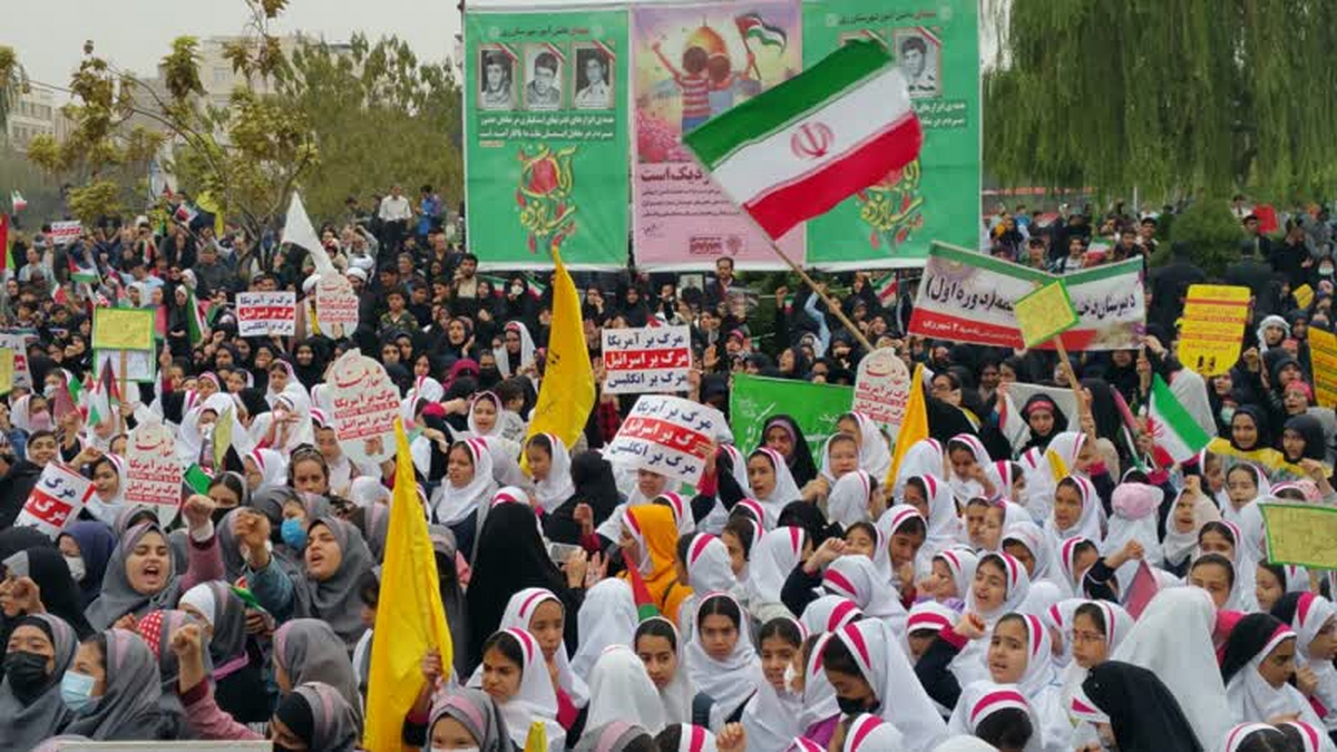 راهپیمایی روز ۱۳ آبان در شهرستان‌های استان تهران آغاز شد
