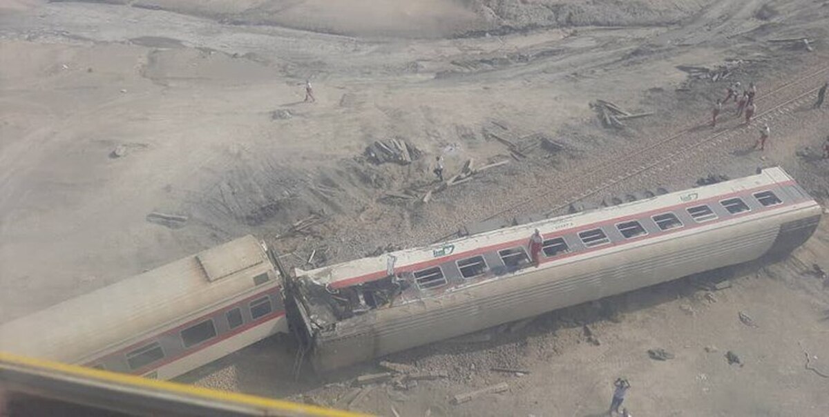 اعلام مقصران مرگ ۱۴ نفر در برخورد بیل مکانیکی با قطار مشهد