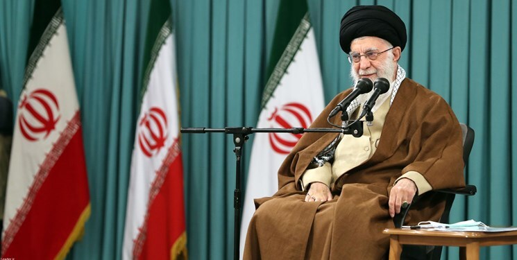 مراقب به ظاهر خودی‌ها باشیم