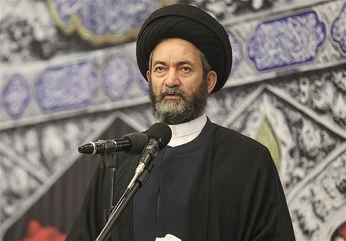 امام جمعه اردبیل: بعضی وزرا با فشار نمایندگان دستور خاص برای استخدام می دهند