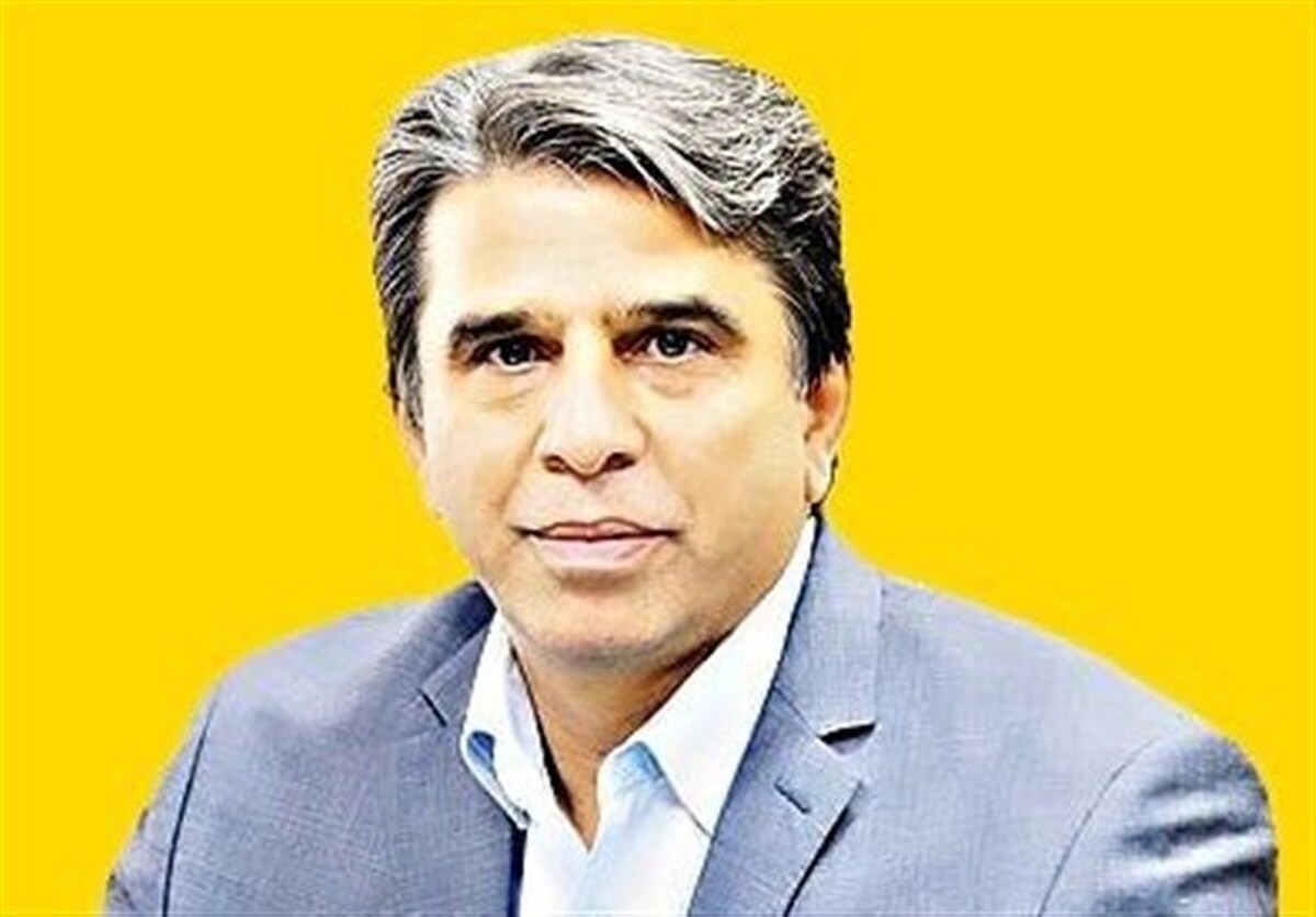 نیکفر به سپاهان برگشت