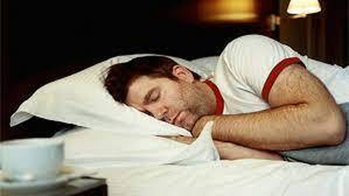 علت پرش ناگهانی بدن در خواب چیست؟