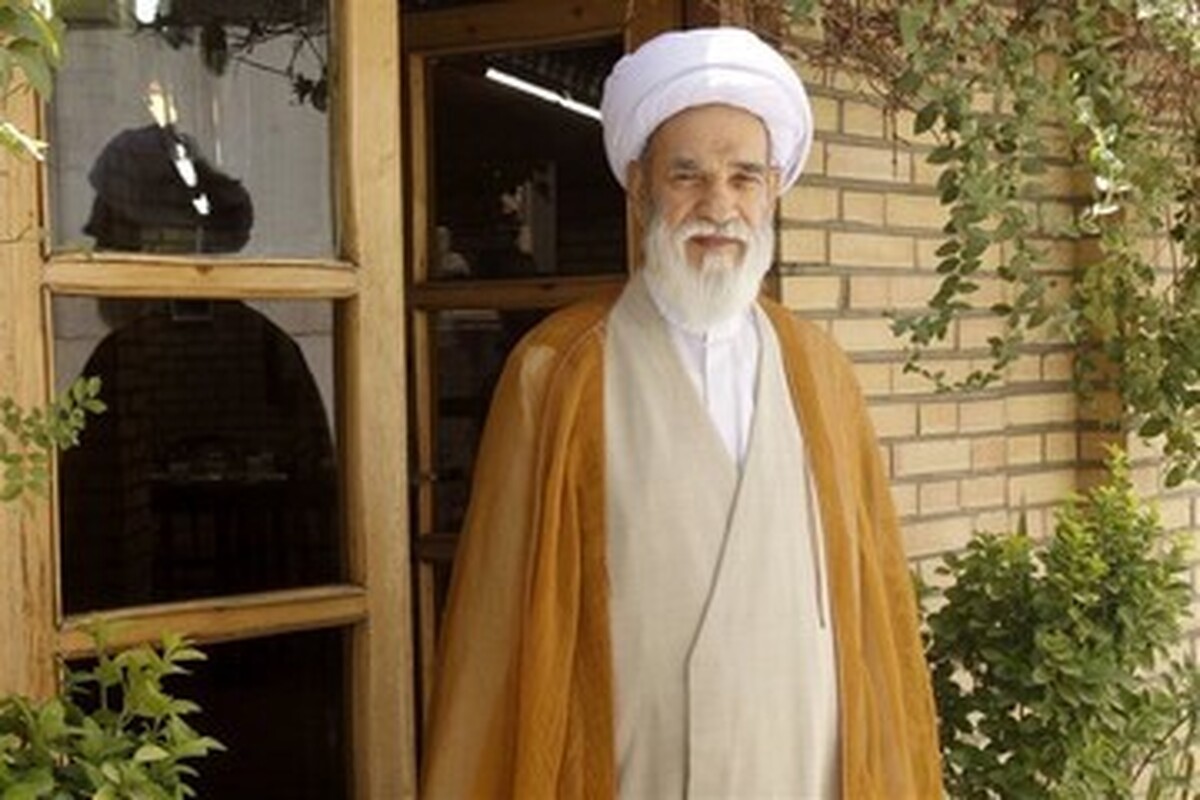 عضو جامعه روحانیت مبارز : رهبری هشدار دادند که نکند روزی بیاید مردم پای صندوق نیایند
