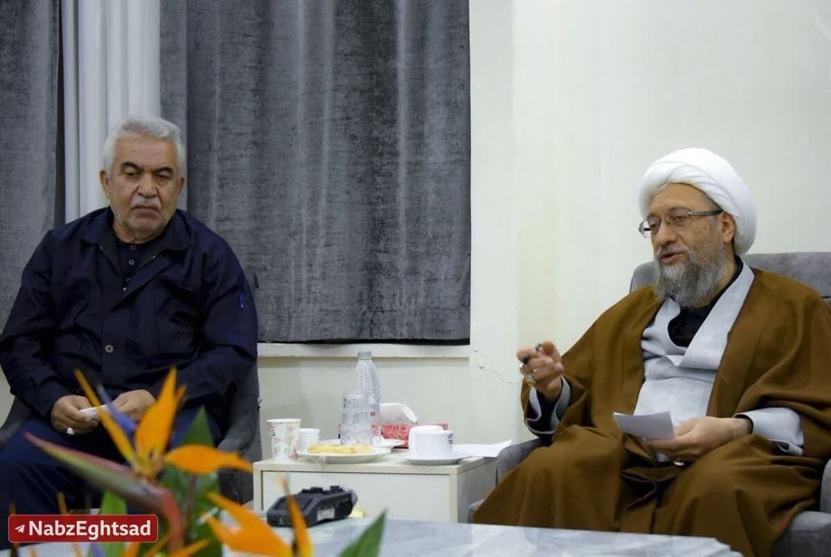 مخالفت صریح آملی لاریجانی با افزایش سن بازنشستگی