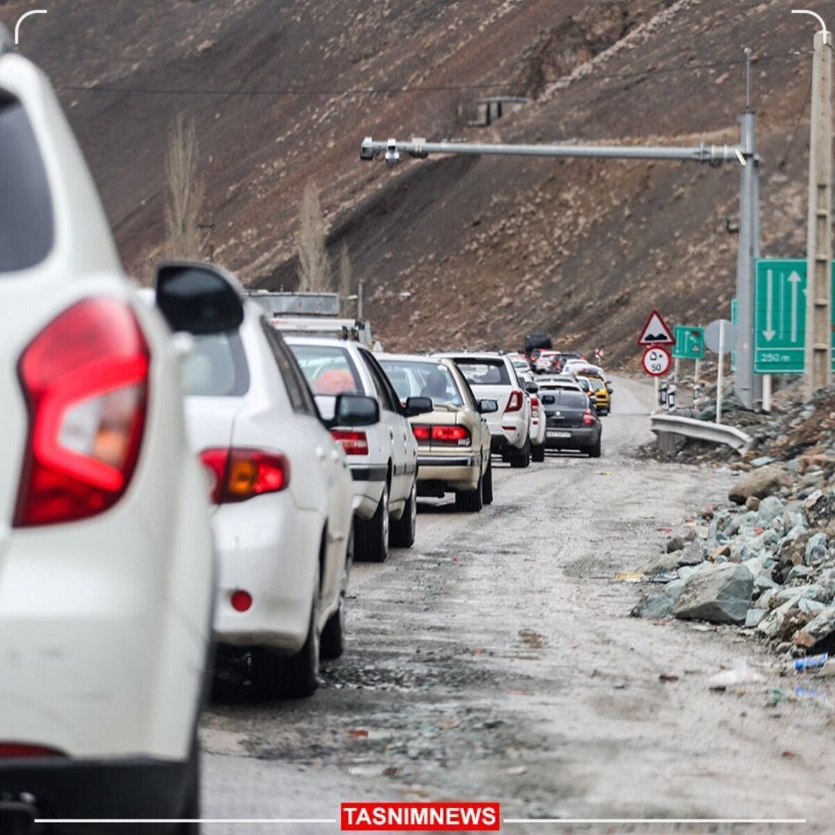 جاده هراز به سوی تهران یکطرفه شد