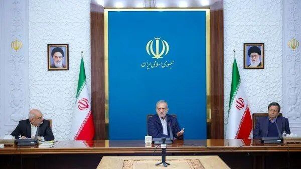  پزشکیان: گاهی رد یک کالا پس از ترخیص از بندر گم می‌شود و از بازارهای آزاد سر در می‌آورد