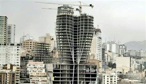 توقف ساخت بلندترین آسمان‌خراش ایران در شمال تهران ؟!