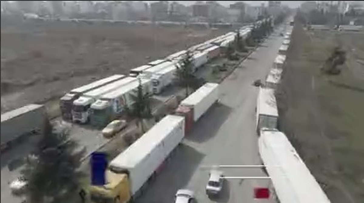 تردد کامیون‌ها در گمرک مرزی آستارا به حالت عادی برگشت