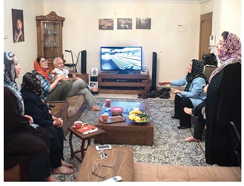 آداب بحث انتخاباتی در منزل و مهمانی