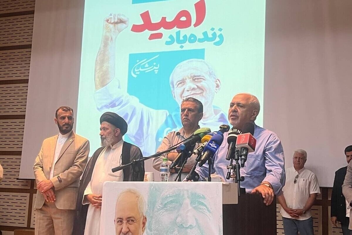 ظریف: اگر نرفتیم و رای ندادیم و دیگری منتخب ملت شد آن وقت باید بپذیریم خودمان انتخاب کردیم