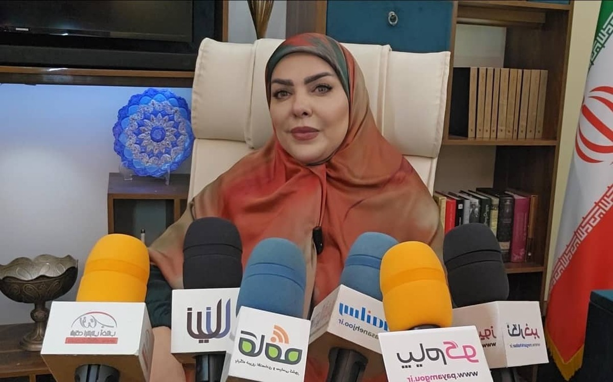 پاسخ زینب امیرکمالی رئیس ستاد ائتلاف تشکل های انقلابی کشور به ادعای بی اثر بودن سیاست های دولت روحانی بر عملکرد امروز اقتصاد ایران