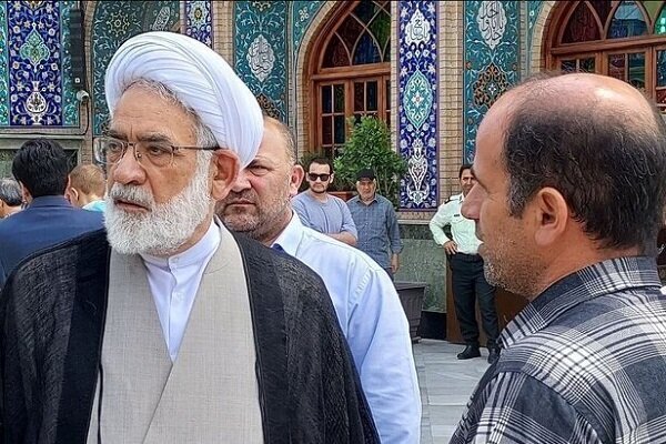 چهره‌ها پای صندوق‌های رأی تهران/ اخذ رای از ایرانیان خارج از کشور