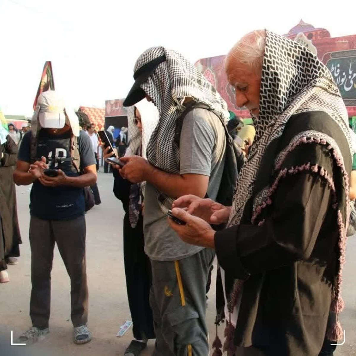 وزارت ارتباطات: سرعت پیام‌رسان‌های ایرانی برای زائران اربعین ۵ برابر می‌شود