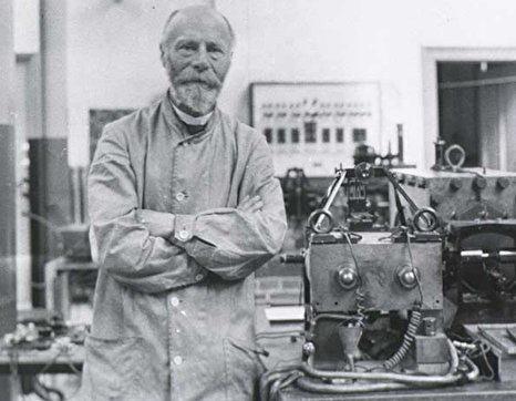 مبدع نوار قلب