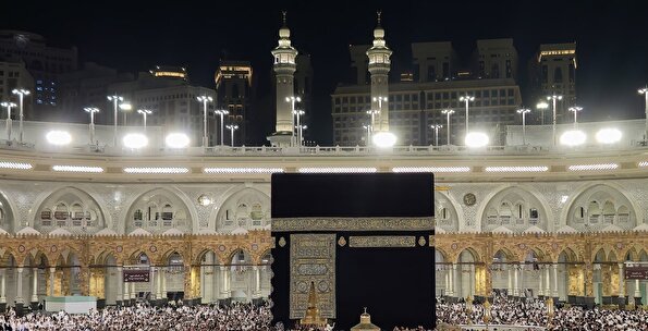 کاروان عمره دانشگاهیان