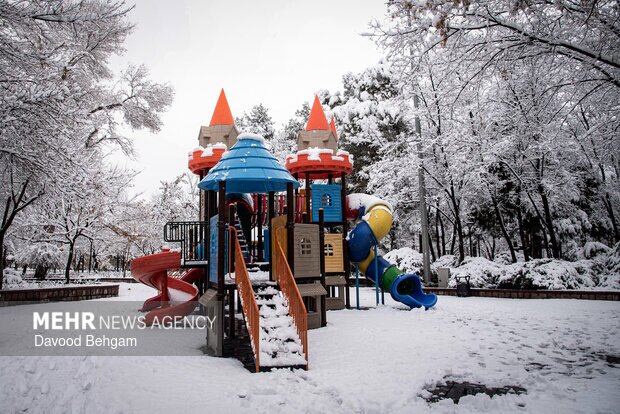 هشدار تشدید بارش برف و باران در سراسر کشور؛ دمای تهران به زیر صفر رسید هشدار تشدید بارش برف و باران در سراسر کشور؛ دمای تهران به زیر صفر رسید
