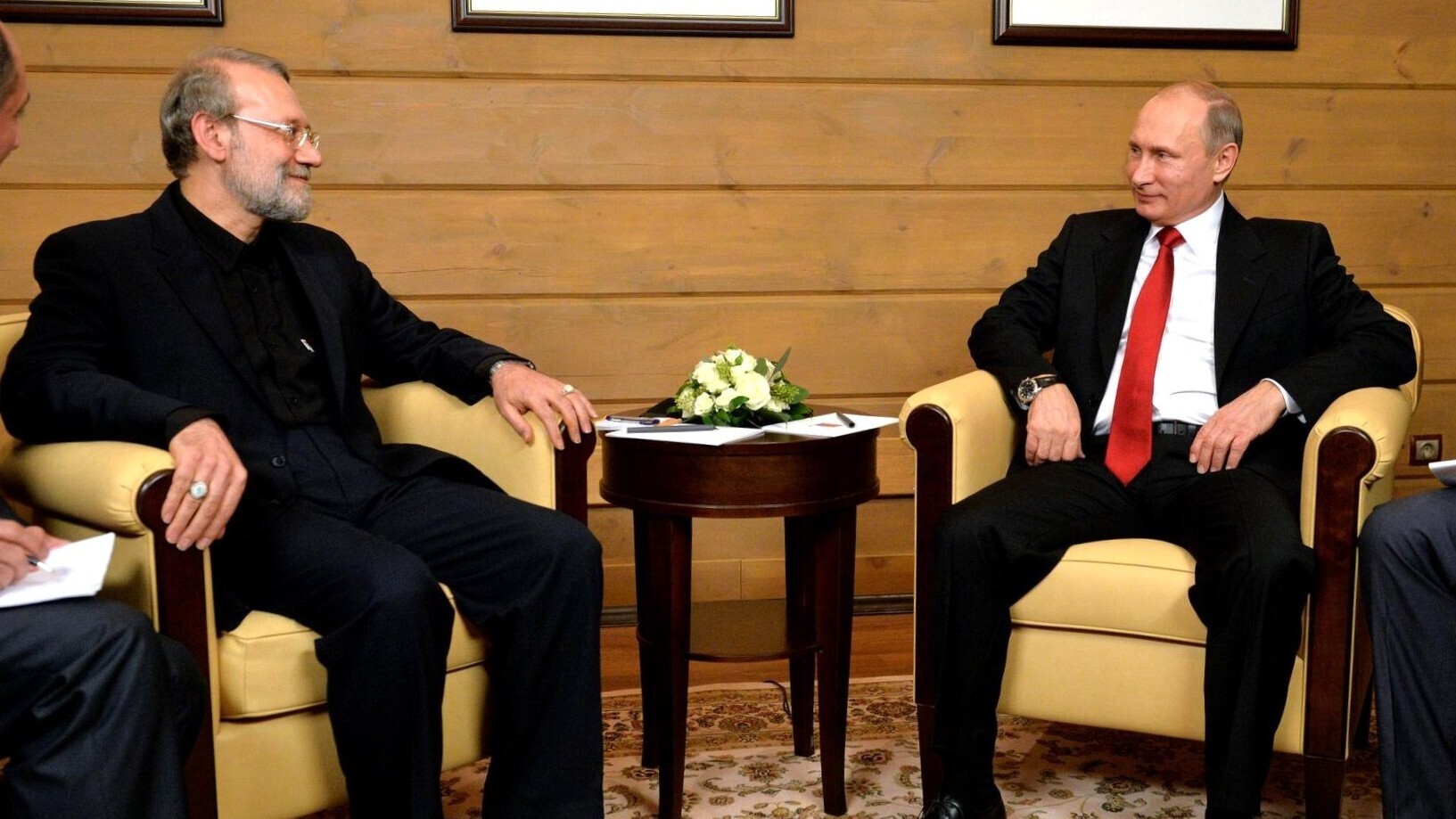 آقای لاریجانی دبیر شورای امنیت ملی با پوتین دیدار کرد آقای لاریجانی دبیر شورای امنیت ملی با پوتین دیدار کرد