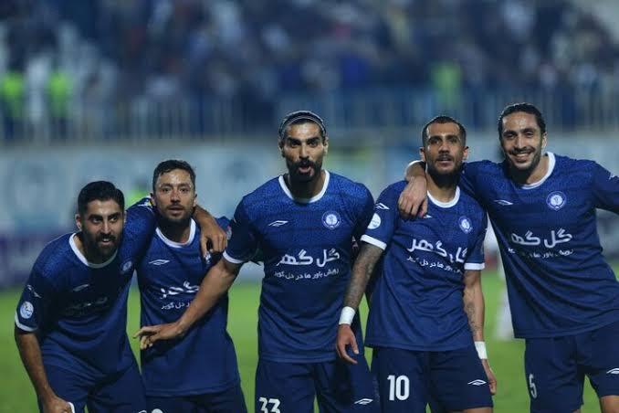 رقابتی نفس‌گیر در صدر، مدعیان در تعقیب تراکتور