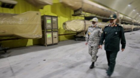 تصاویری از موشک های خرمشهر با سرجنگی ۱.۵ تن