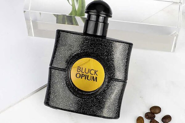 لیست قیمت اسانس های عطر پرفروش در ایران