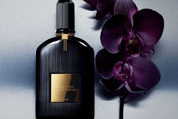 لیست قیمت اسانس های عطر پرفروش در ایران