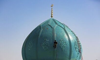 شستشوی گنبدهای مسجد مقدس جمکران
