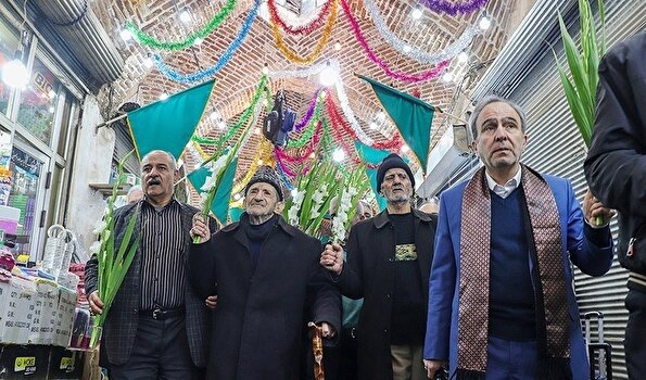 مراسم نیمه شعبان در بازار تبریز