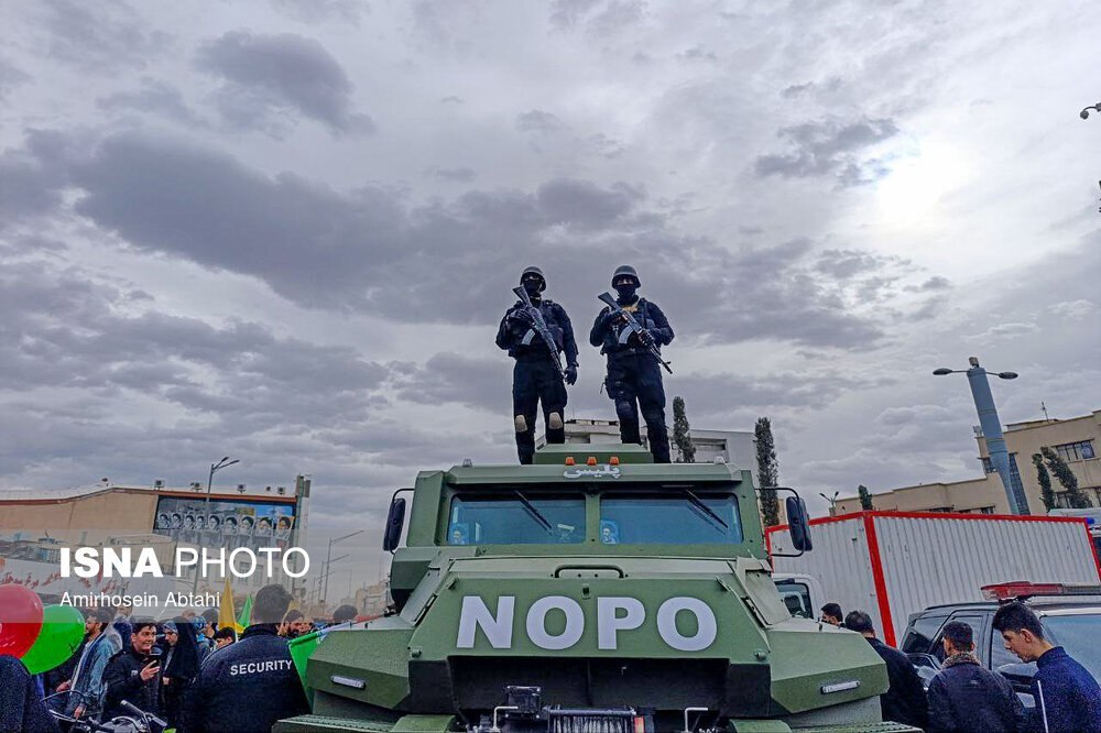 سیل انسانی در خیابان‌ها: ایران پاسخ خود را نه با گلوله، که با قدم‌هایش داد