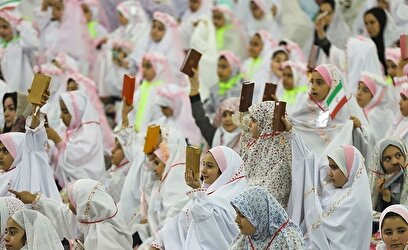 جشن تکلیف 5 هزار نفری فرشته‌ها در تبریز