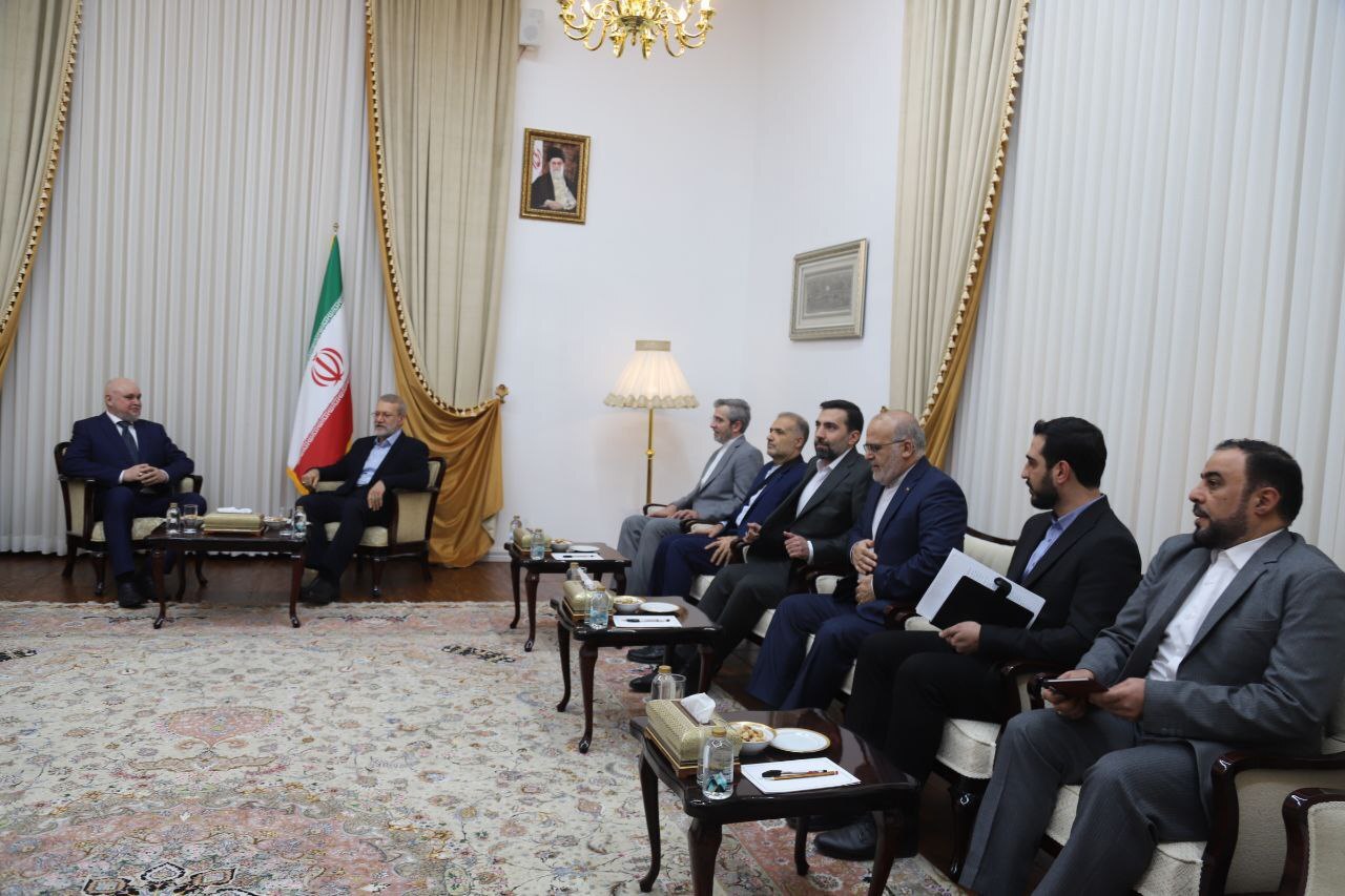 دیدار وزیر انرژی روسیه با علی لاریجانی/تأکید بر ارتقای روابط راهبردی تهران–مسکو