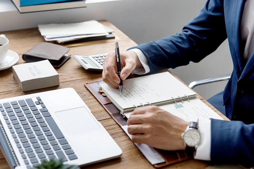 ایده کسب و کار خانگی: چگونه با مهارت‌های خود درآمدزایی کنیم؟