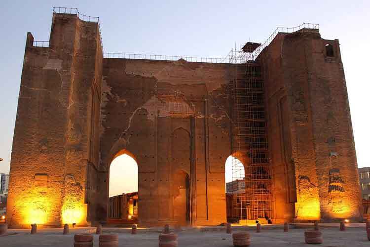 راهنمای جامع گردشگری استان آذربایجان شرقی؛ از بازار تاریخی تبریز تا سوغاتی‌های شیرین و غذاها