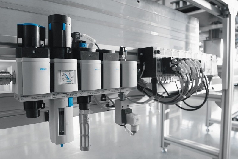 واحد مراقبت پنوماتیک فرسوده چه خطراتی برای خط تولید دارد؟ واحد مراقبت پنوماتیک فرسوده چه خطراتی برای خط تولید دارد؟