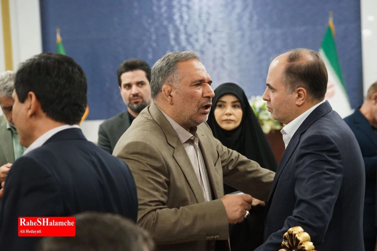 کشور در شرایط جنگ، نماینده تهران به فکر افطاری در محل مجلل + تصاویر کشور در شرایط جنگ، نماینده تهران به فکر افطاری در محل مجلل + تصاویر