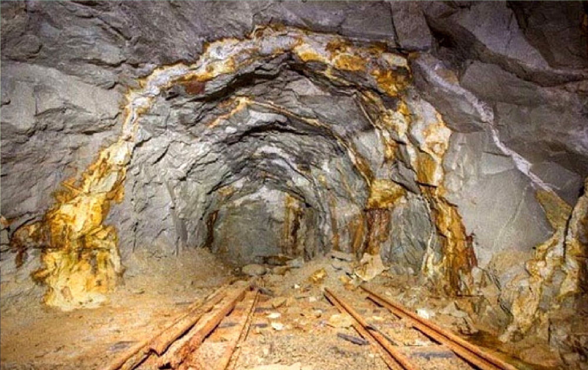 از معادن طلای ارغش تا مسگران و طلای ورزگ؛  رفتار غیر کرشناسی شرکت های صندوق بازنشستگی در قیمت گذاری معادن