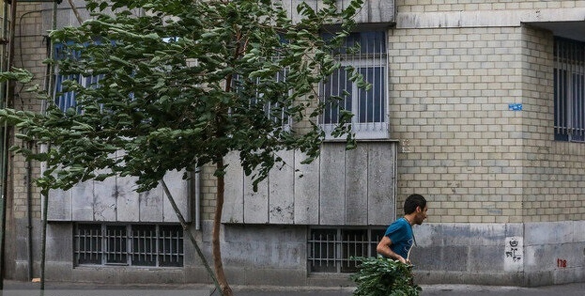 وزش باد شدید و خیزش گرد و خاک در تهران