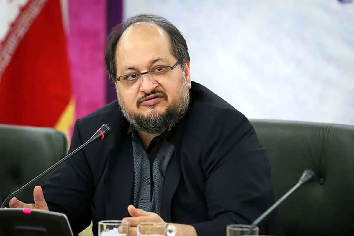 محمد شریعتمداری باید درباره ادعای تضییع میلیاردها تومان در پتروشیمی دماوند به افکار عمومی پاسخ دهد!