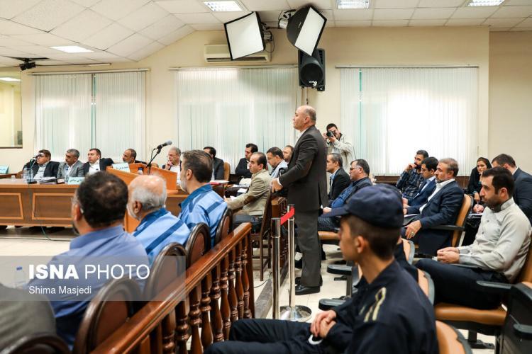 جناب رهبرپور، راز دامادتان و شبکه مشکوک مالی را روشن کنید!