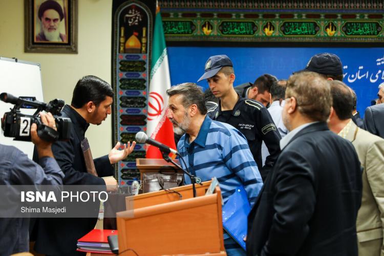 جناب رهبرپور، راز دامادتان و شبکه مشکوک مالی را روشن کنید!