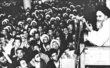 ۱۵ خرداد همچنان زنده است
