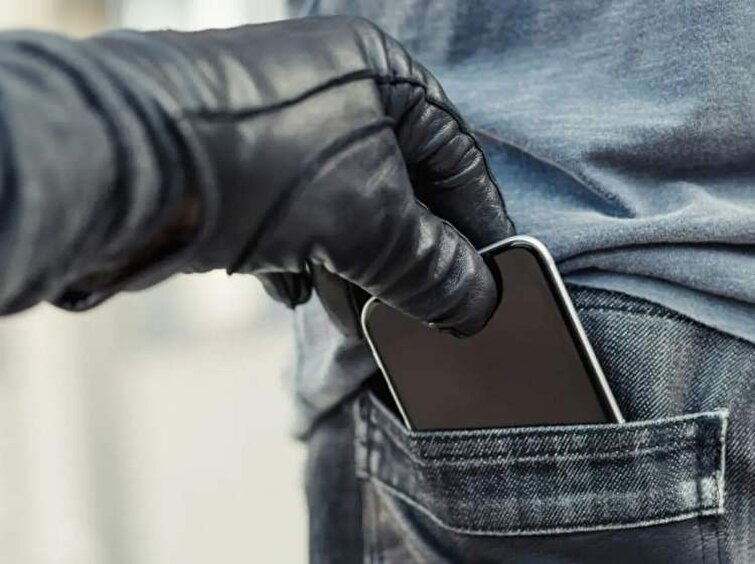 زنگ خطر بازار موبایل: سرقت برای قطعه خدمات پس از فروش فیک