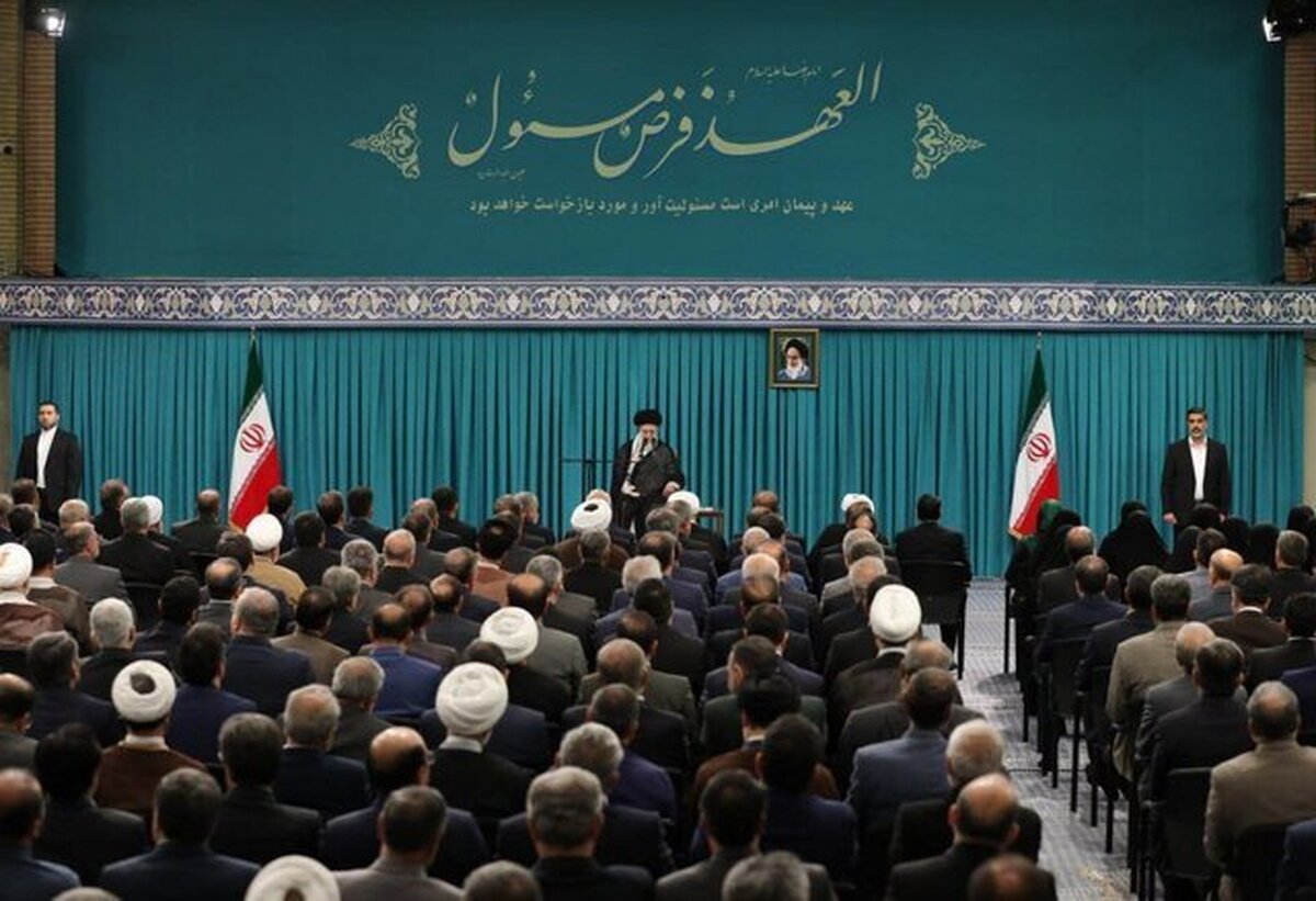 رهبر انقلاب: نماینده مجلس باید خود را پاسخگو در قبال خدا و قانون بداند