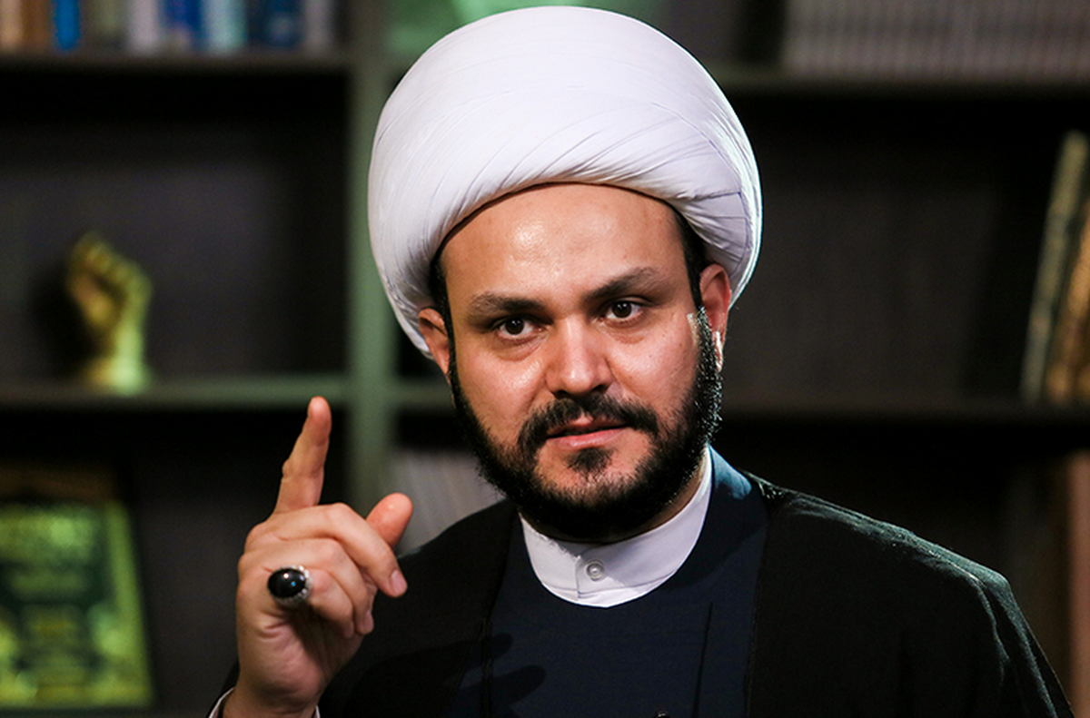 اگر یک مو از امام خامنه‌ای کم شود، متحدان و مزدوران و نظامیان و دیپلمات‌ها و اتباع و منافع آمریکا را هدف قرار می‌دهیم