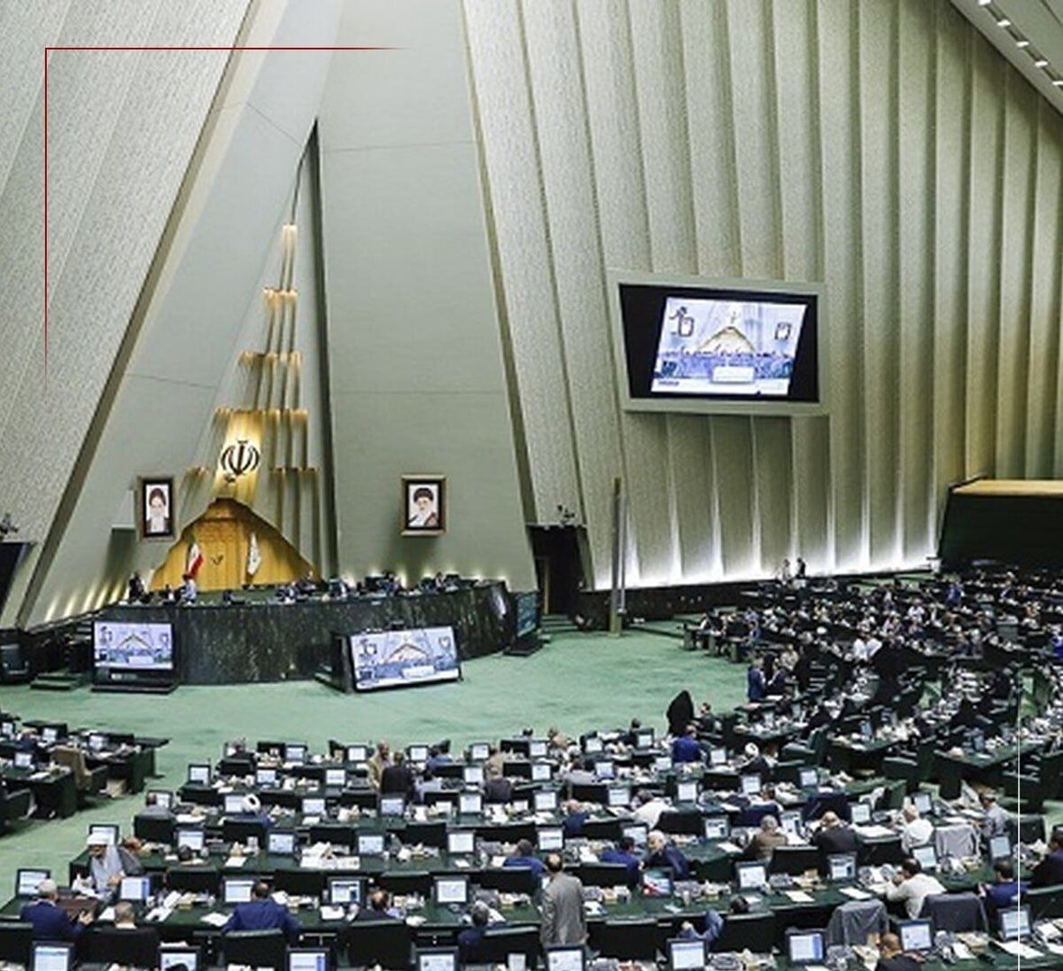 ایراد مجلس به افزایش ۲۰ درصدی حقوق کارمندان