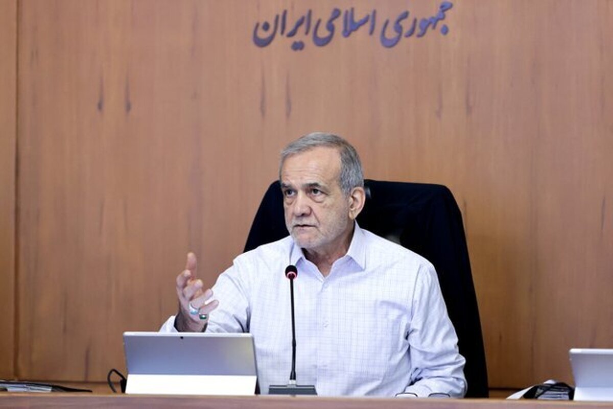 پزشکیان: اگر نخبگان دانشگاه و صنعت درگیر میدان عمل شوند، نابسامانی‌ها حل می‌شود