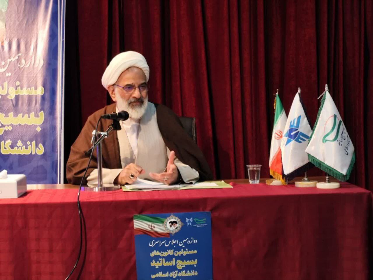 گفتمان مقاومت، راه برون‌رفت ازمشکلات وتضمین پیروزی ملت‌هاست