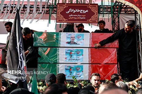تشییع پیکر ۶۰ شهید اقتدار در تهران