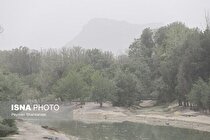 گرد و خاک ادامه دارد